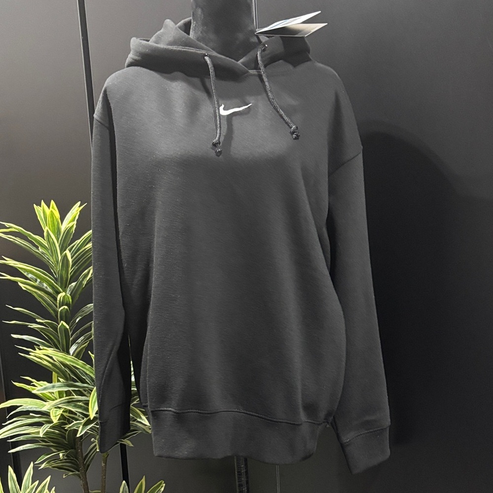 Nike Oversized Fit Hoodie, rib knit cuffs/waist fleece lined,embroidered Swoosh